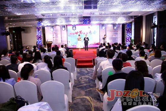 景德镇市举行首届“TOP10瓷都青客”现场秀活动.