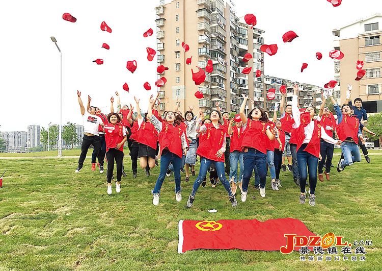 团市委组织开展“五四”千人主题团日活动