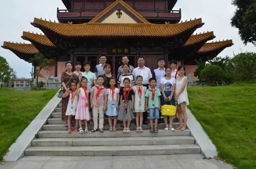 景德镇市首批红领巾小小讲解员在御窑厂接受“结业检验”