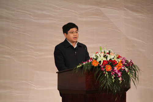 我市举办青年对话世界大讲坛