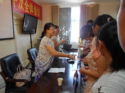 团景德镇市委举行“2012希望工程圆梦行动”捐助仪式
