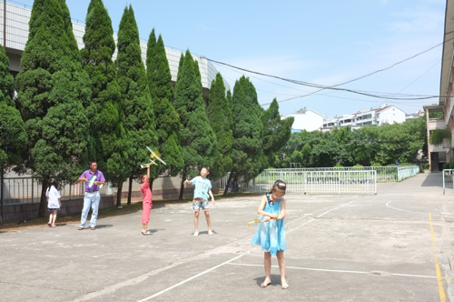 景德镇市青少年宫开展2013夏季艺术科技体验营