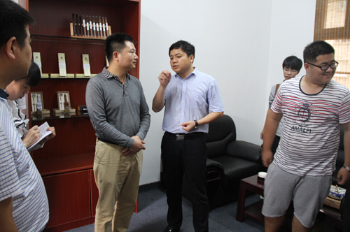 团省委2015年年中巡回拉练活动在景进行