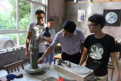 景德镇市青联开展服务青年就业创业实地调研