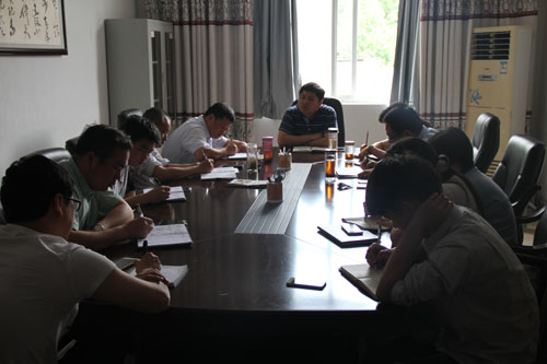 团市委集中学习贯彻钟书记在五四运动97周年暨青年与世界对话座谈会上的讲话精神