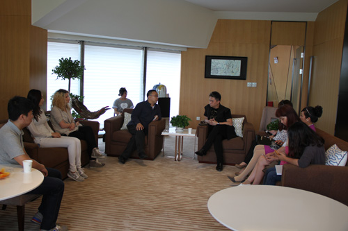 景德镇市举办“玩尽跨界”——马兴文文化艺术讲座