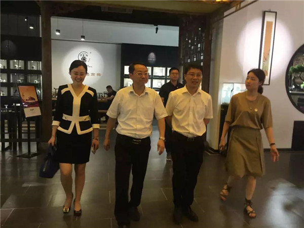 “全国青少年红色研学游学精品线路推介会”在景隆重召开