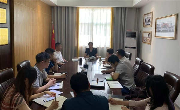 团市委传达学习并研究落实全市创建国家卫生城市工作推进大会精神