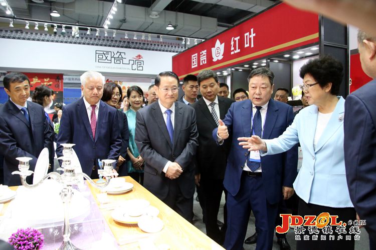 2019中国景德镇国际陶瓷博览会隆重开幕