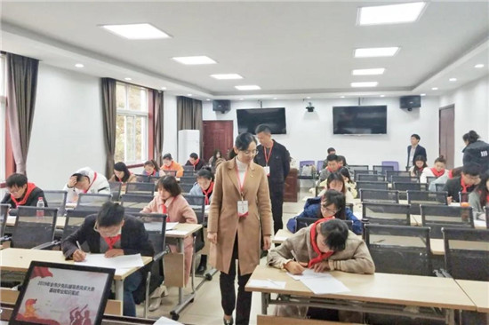 景德镇代表队在全省少先队辅导员风采展示活动中再获一等奖