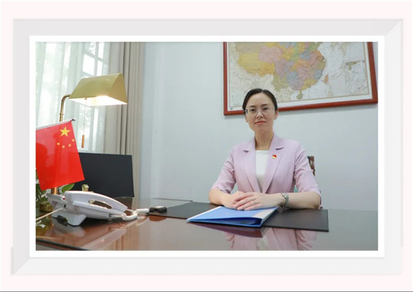 为全面建设社会主义现代化国际瓷都奉献青春力量