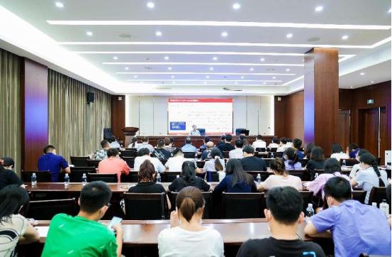团市委举办全市“青马工程”培训班（团干班）暨乡镇（街道）团（工）委负责人示范培训班